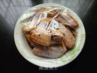 简单美味的可乐鸡翅的做法步骤：2