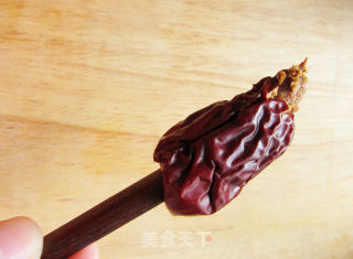 夏季清热润燥佳品——{雪耳甘草甜汤}的做法步骤：2