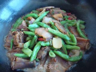 四季豆烧腊肉的做法步骤：11