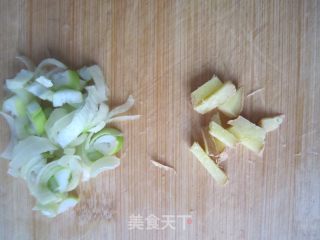 冬瓜花蛤汤的做法步骤：2