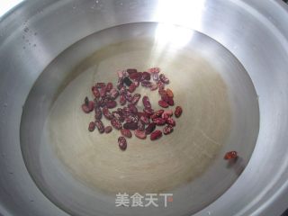 拔丝豆的做法步骤：1
