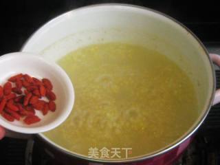 栀子花枸杞小米粥的做法步骤：6
