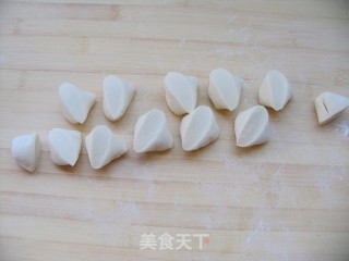最香不过肉包子——葱香大肉小笼包的做法步骤：8