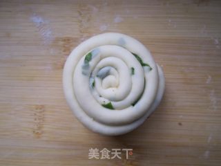 椒香葱花饼的做法步骤：8