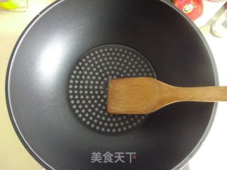 小炒空心菜梗的做法步骤：3