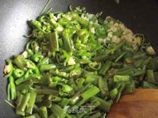 小炒空心菜梗的做法步骤：6