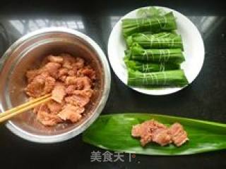 粽叶粉蒸肉的做法步骤：6