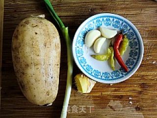 鱼香藕片的做法步骤：1