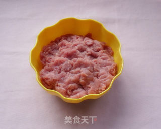 正宗老成都担担面的做法步骤：1