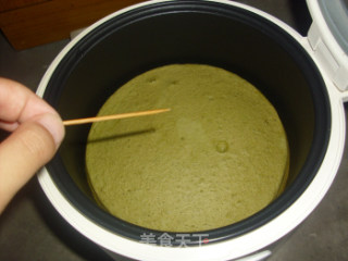 电饭煲版——抹茶蛋糕的做法步骤：16