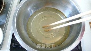 泡芙——好吃如冰淇淋般的冰冻泡芙的做法步骤：1