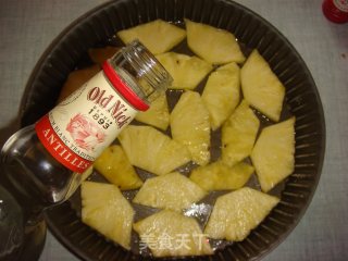 酒香烤菠萝的做法步骤：3