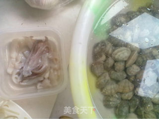 韩式泡菜锅的做法步骤：1