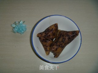黑香糯米粽的做法步骤：8