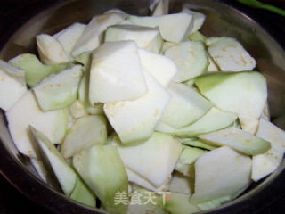 家常菜---五花肉烧茄子的做法步骤：3