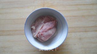 水汆肉的做法步骤：2