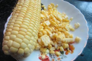 甜玉米炒饭的做法步骤：1