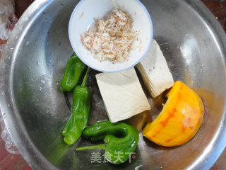 南瓜炒豆腐的做法步骤：1