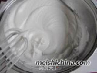 “不得已”的初尝试-----蓝莓蛋糕卷的做法步骤：11