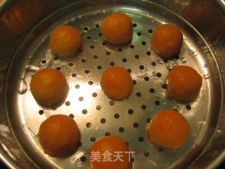 粗粮细做饭后甜品——椰香蜜汁红薯球的做法步骤：11