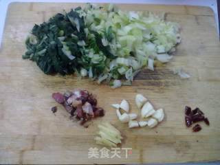 爆炒鲜咸菜的做法步骤：2