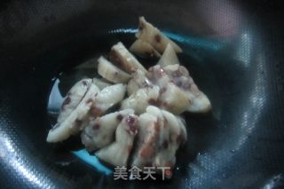 糖炒莲子糯米粽的做法步骤：4