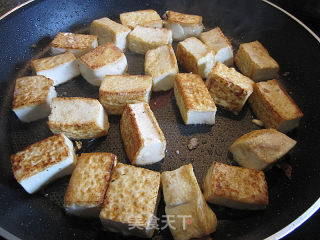 淮盐干煎培根豆腐的做法步骤：9