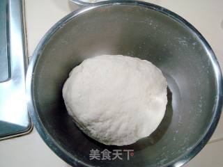家常葱油饼的做法步骤：1
