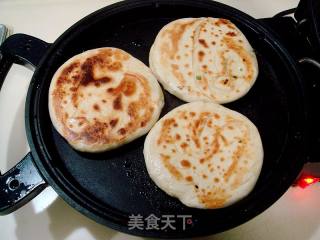 家常葱油饼的做法步骤：13