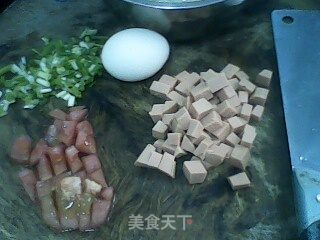 炒碎面的做法步骤：1