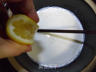 美味新搭配——松仁可可慕斯的做法步骤：6