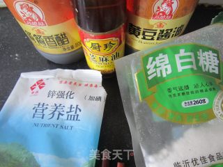 清凉一夏----苦瓜拌木耳的做法步骤：1