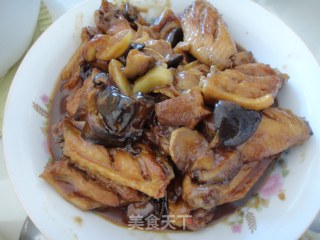 香菇鸡翅的做法步骤：3