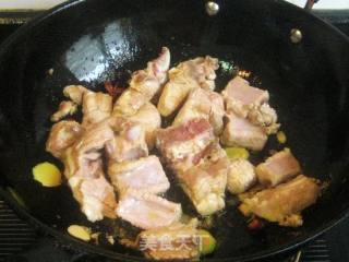 杂蔬腊肉排骨煲的做法步骤：7