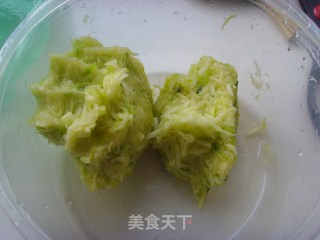 漂亮的水煎饺的做法步骤：3