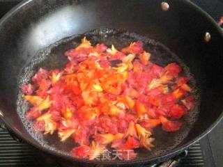 石榴花炒腊肉的做法步骤：5