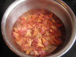 石榴花炒腊肉的做法步骤：7