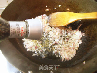 黑椒牛肉意酱面的做法步骤：3