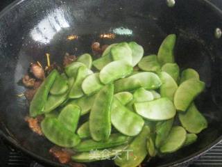 青扁豆炒腊肉的做法步骤：4