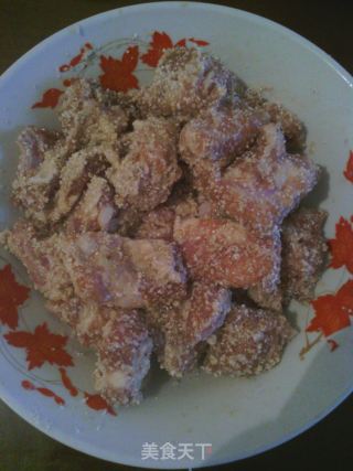 百变土豆——粉蒸排骨的做法步骤：5
