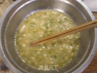 简单营养早餐鸡蛋煎饼果子的做法步骤：1