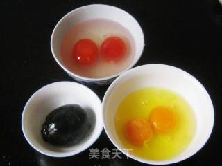 多彩蒸三蛋的做法步骤：2