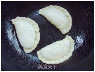 韭菜盒子的做法步骤：12