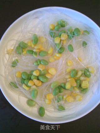 重口味也会爱上的小清新——蒜蓉蒸粉丝的做法步骤：4