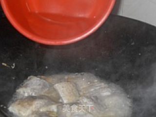 红烧带鱼的做法步骤：3