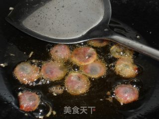 香肠椒炒素鸡的做法步骤：2