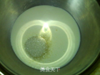 蓝莓酸奶冰激凌的做法步骤：2