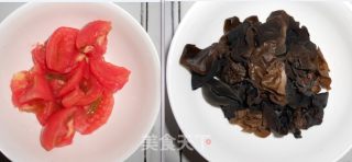 木耳烩豆腐的做法步骤：2