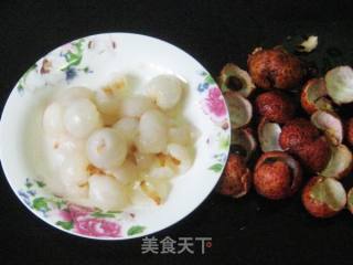 荔枝虾仁的做法步骤：2