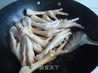 红烧鸡爪的做法步骤：4